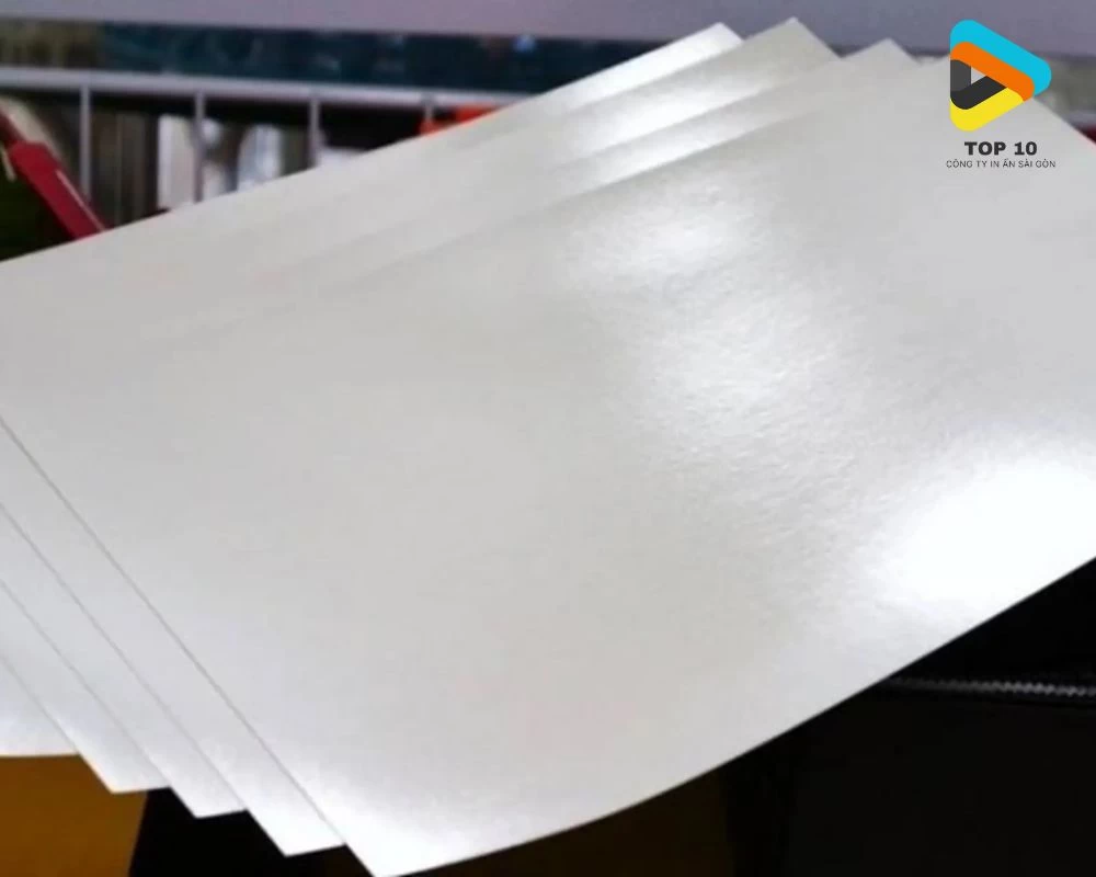 Giấy Couche bóng