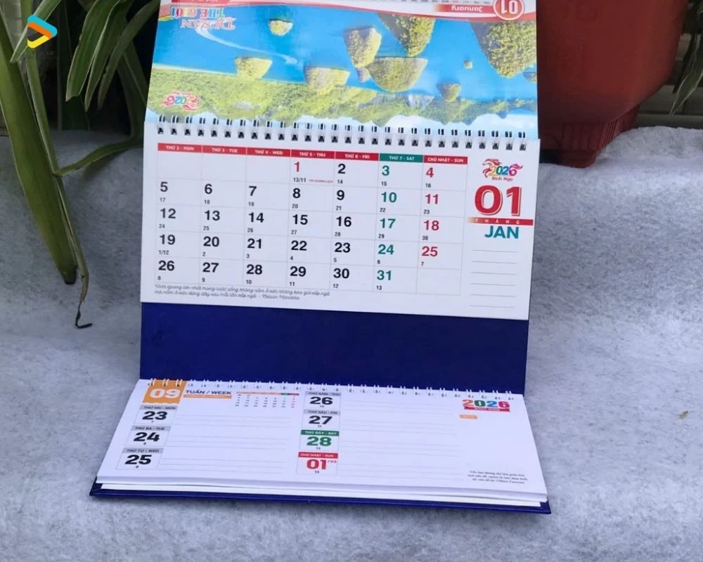 Lịch để bàn chữ M đẹp