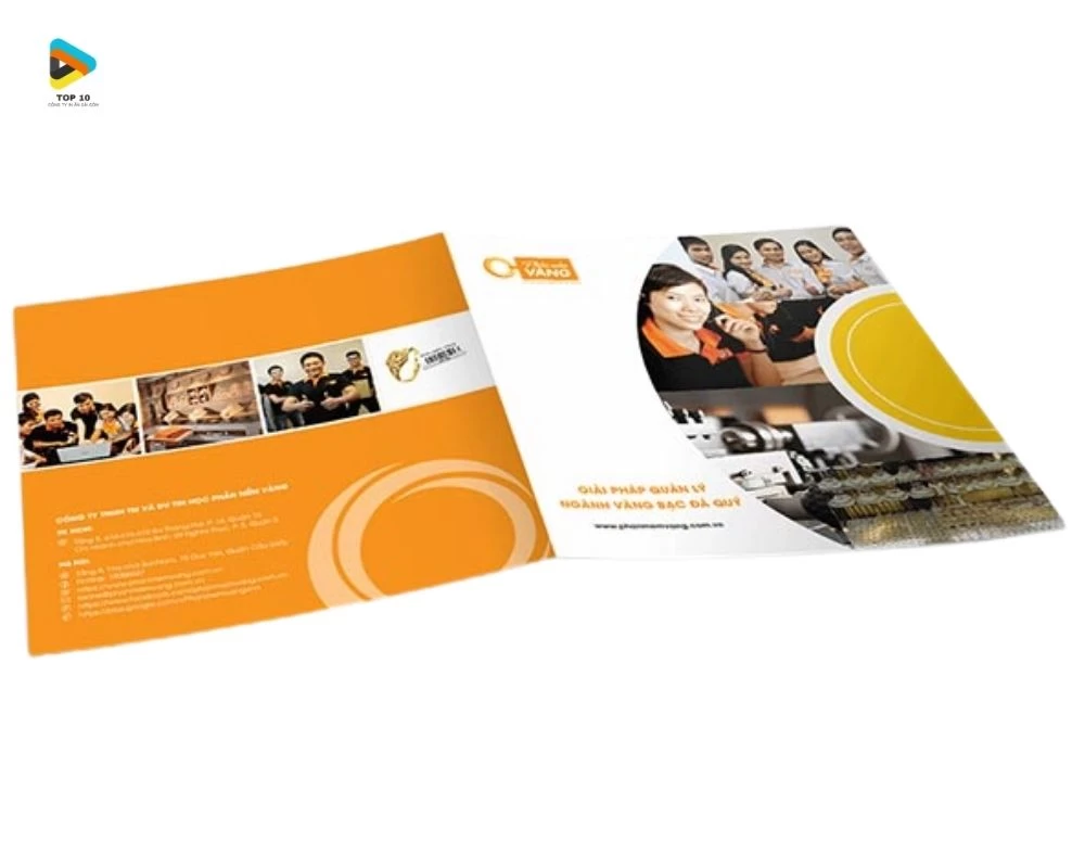 Mẫu catalogue cong ty với bìa cam nổi bật