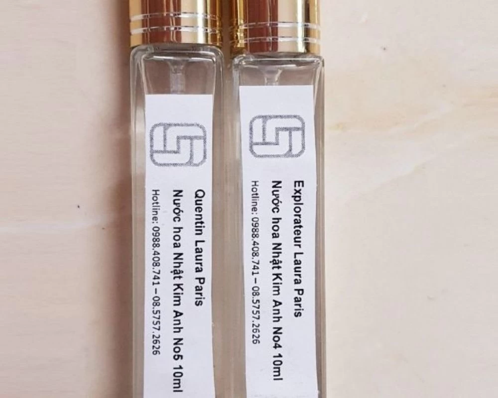 Tem nước hoa hình chữ nhật dài