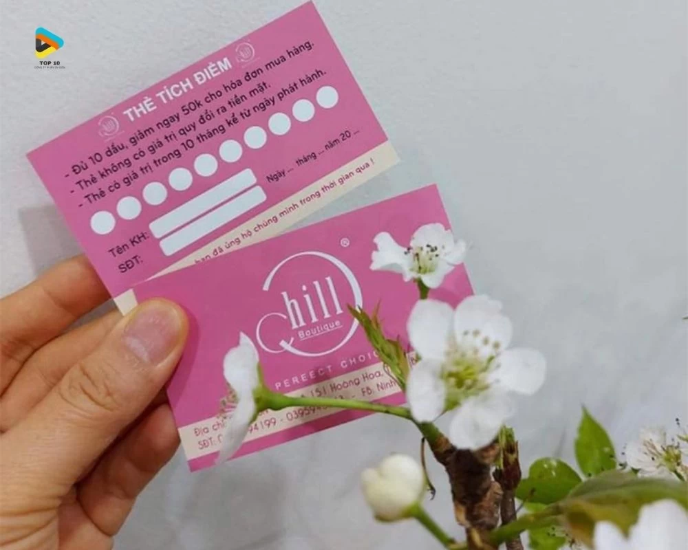Thẻ tích điểm màu hồng của thương hiệu Chill Boutique